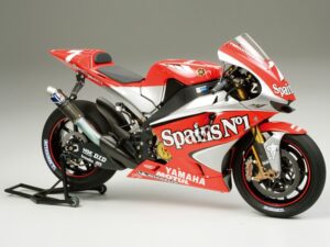 オートバイ 1/12 ヤマハYZR-M1 04 No.7/No.33