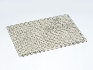74056 カッティングマット （A4サイズ）