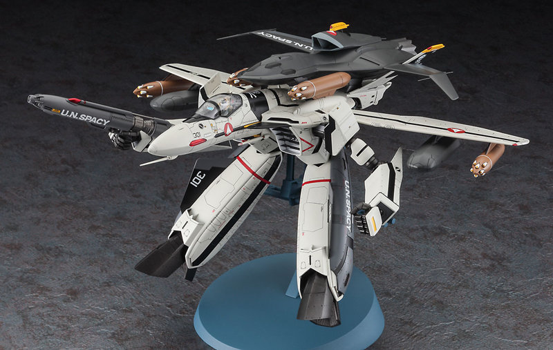 65889 1/72 VF-0S ガウォーク w/ゴースト ’マクロスゼロ’