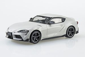 13-WT トヨタ GR スープラ 2019（ホワイトメタリック） 楽プラ スナップキット
