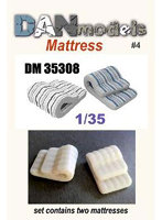 ダンモデルズ 1/35 マットレス ＃4 （折畳状態、2個入り）