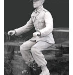 フリーダムモデルキット 1/16 WWII ドイツ軍 Sd.kfz.2 ケッテンクラフトラート用 ドライバーフィギュア