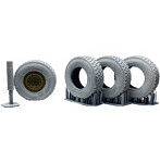 1/35 16式機動戦闘車 自重変形タイヤ＆マズルセット