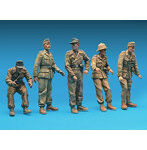 1/35 ドイツアーマードカークルー フィギュアセット 5体入