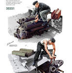 1/35 ドイツ軍III/IV号戦車用マイバッハHL120エンジン 修理工兵付